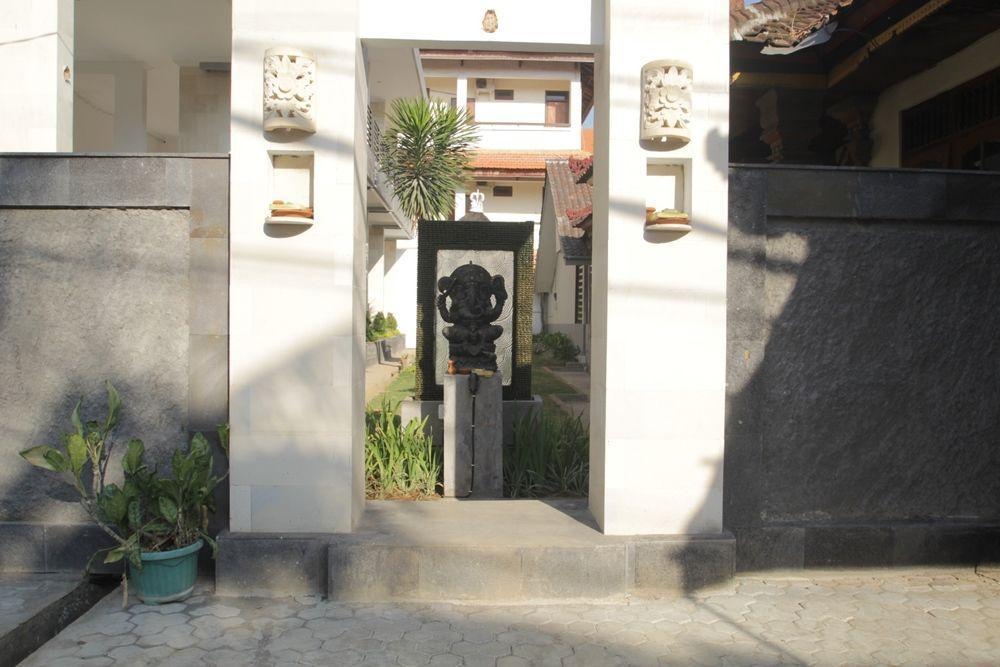 D'Gaduh Suite Kuta Kuta Lombok Buitenkant foto